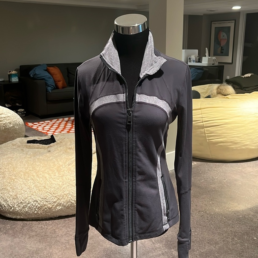 Lululemon Define Jacket 
.